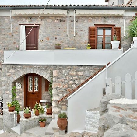 Kassandra House هيدرا المظهر الخارجي الصورة