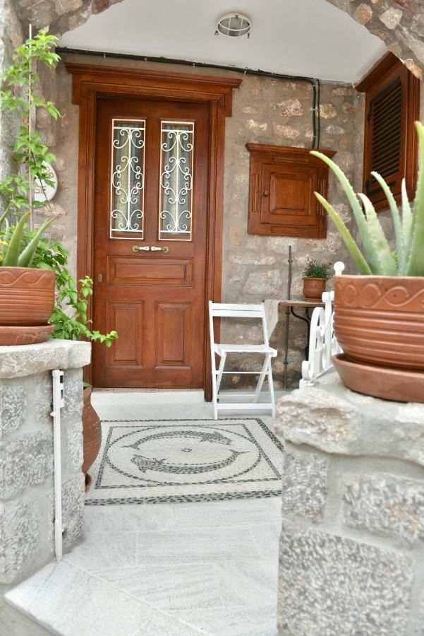 Kassandra House هيدرا المظهر الخارجي الصورة