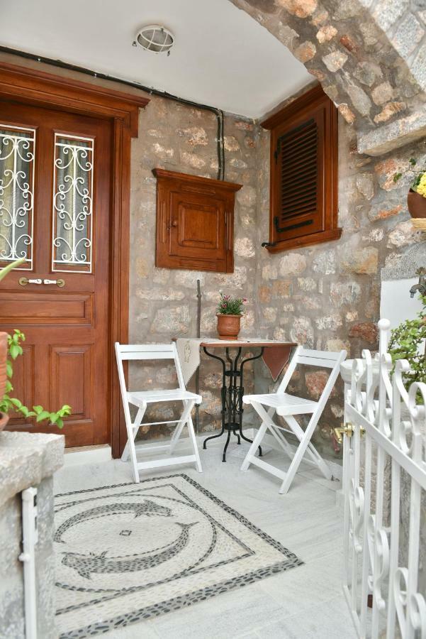 Kassandra House هيدرا المظهر الخارجي الصورة