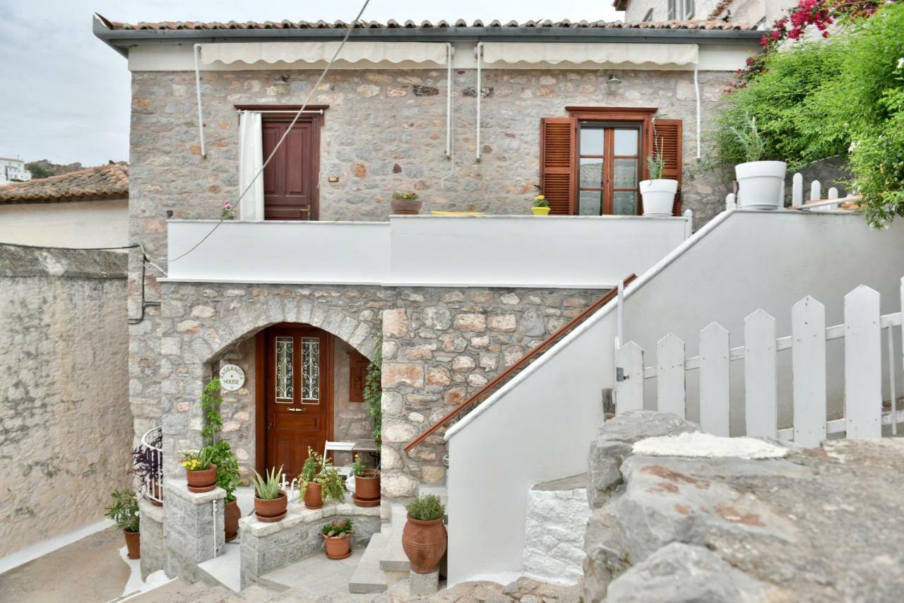 Kassandra House هيدرا المظهر الخارجي الصورة