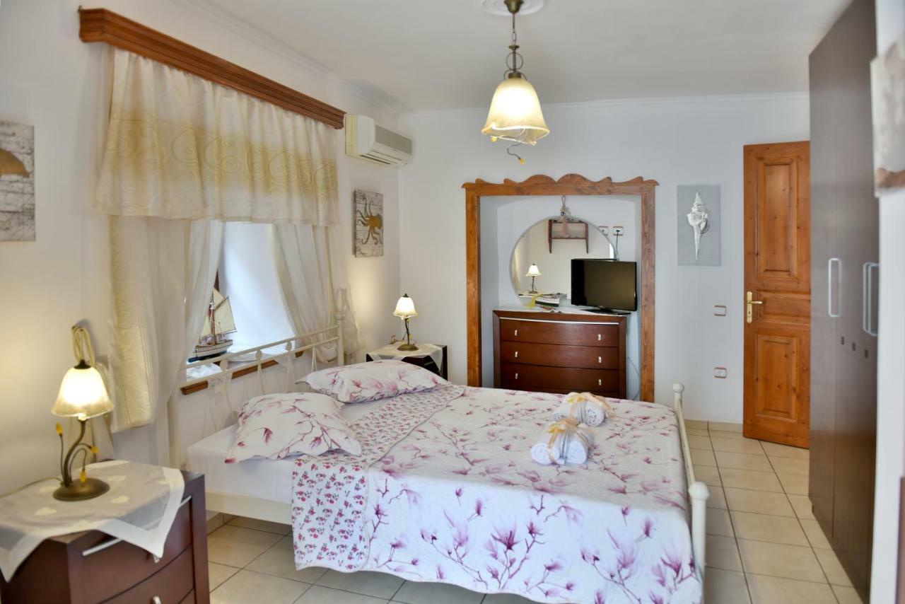 Kassandra House هيدرا المظهر الخارجي الصورة